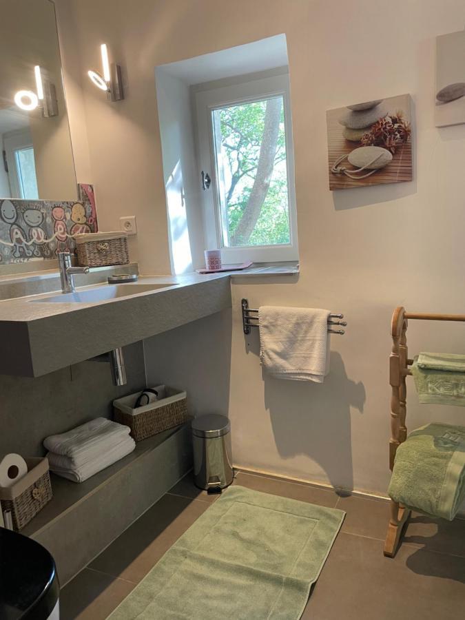 Ermitage Notre Dame De Vacquieres Bed & Breakfast Noves Екстериор снимка
