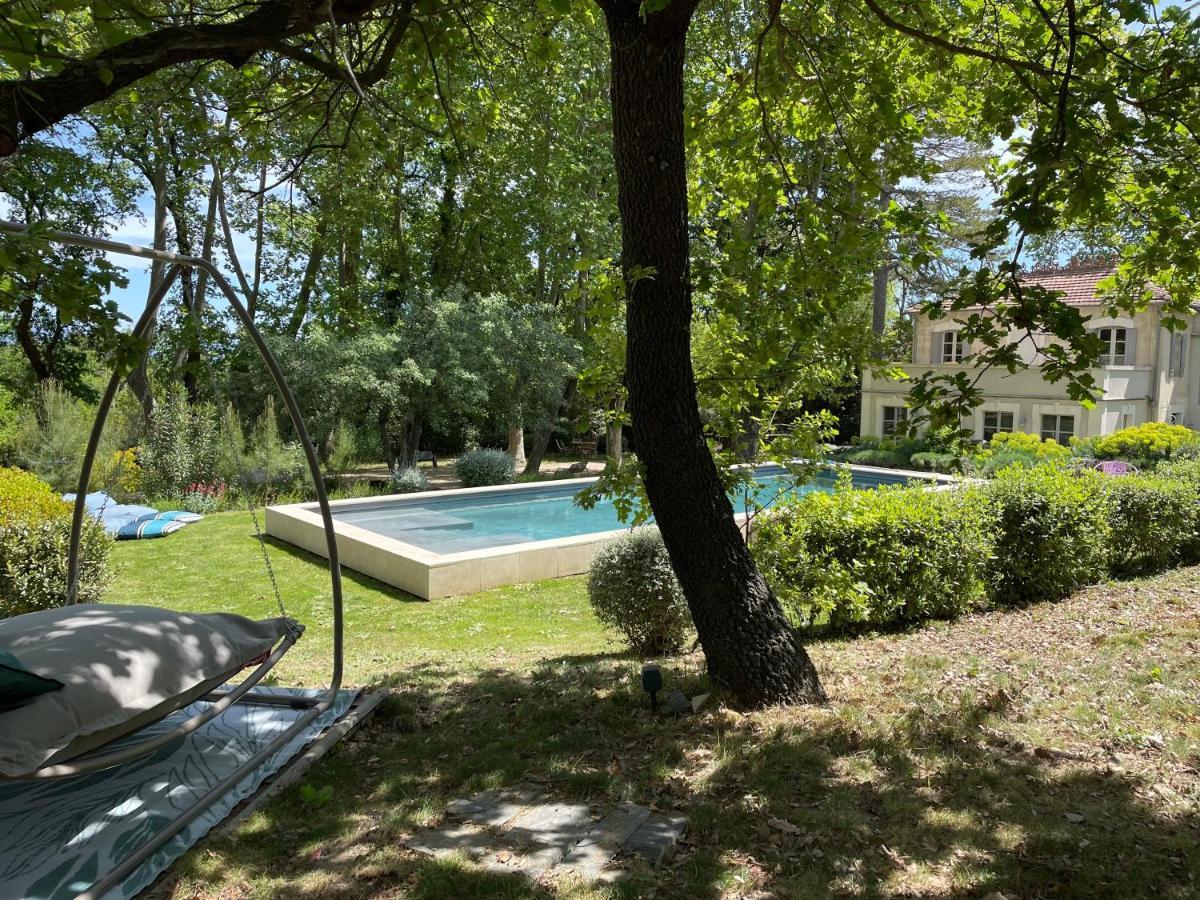 Ermitage Notre Dame De Vacquieres Bed & Breakfast Noves Екстериор снимка
