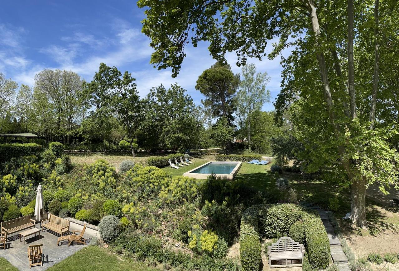 Ermitage Notre Dame De Vacquieres Bed & Breakfast Noves Екстериор снимка